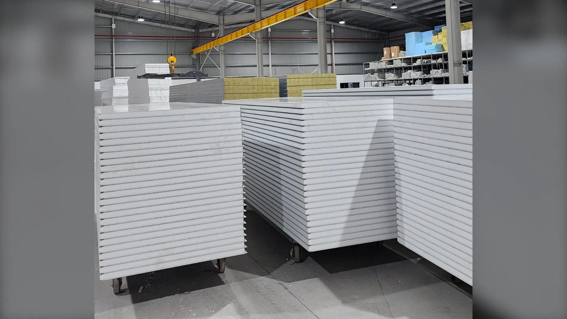 Vật Liệu Xây Dựng Tại Huế – Tôn, Thép, Panel