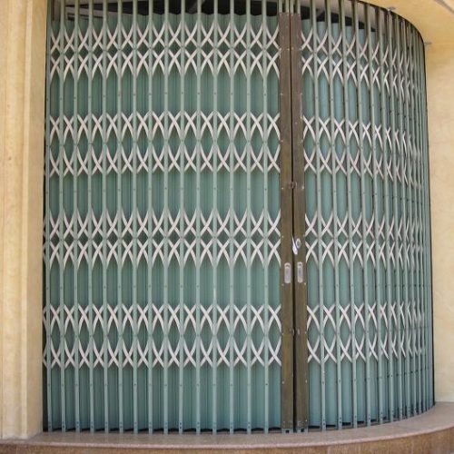 hi Công Lắp Đặt Cửa Cổng Tại Huế