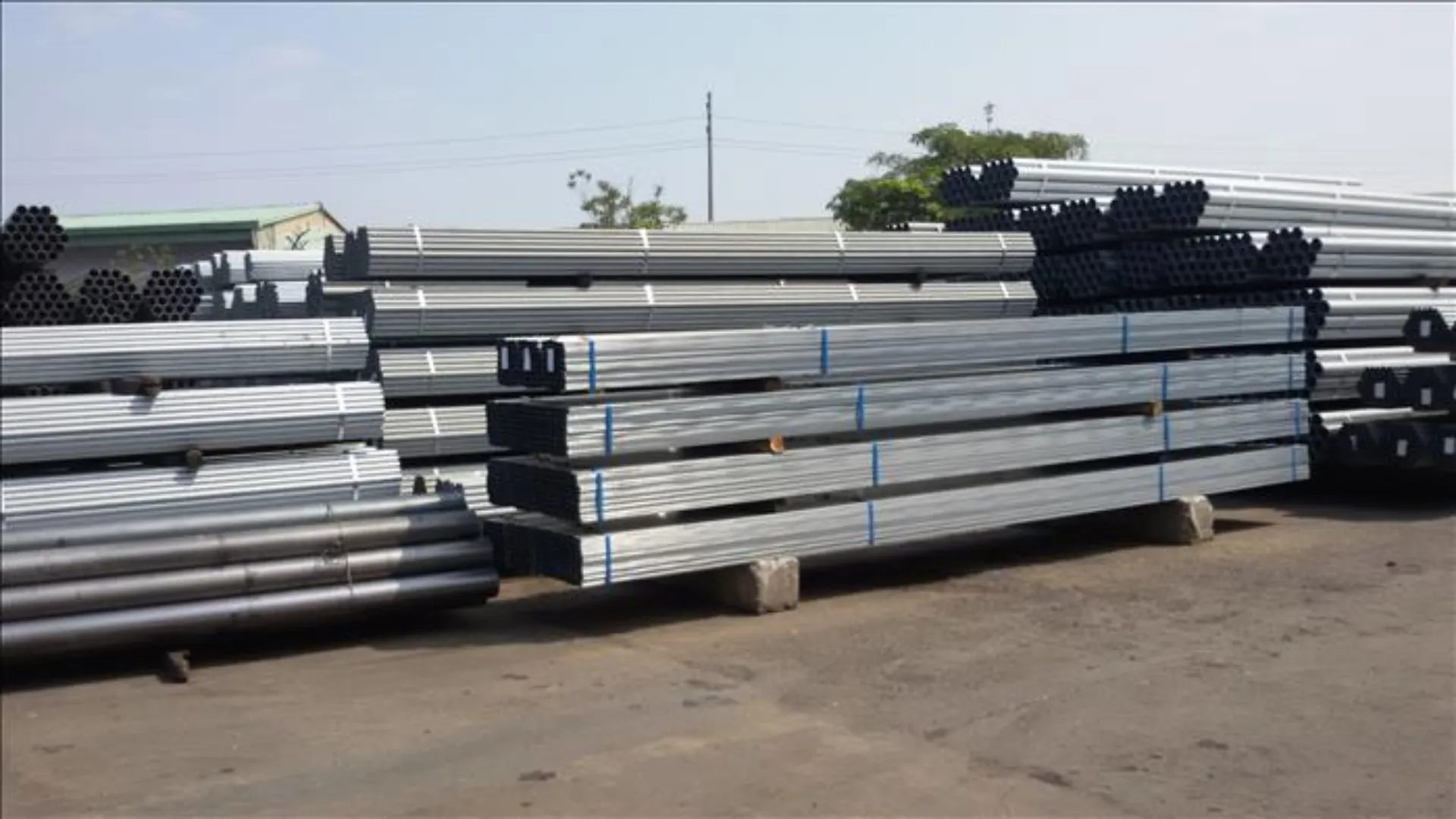 Vật Liệu Xây Dựng Tại Huế – Tôn, Thép, Panel